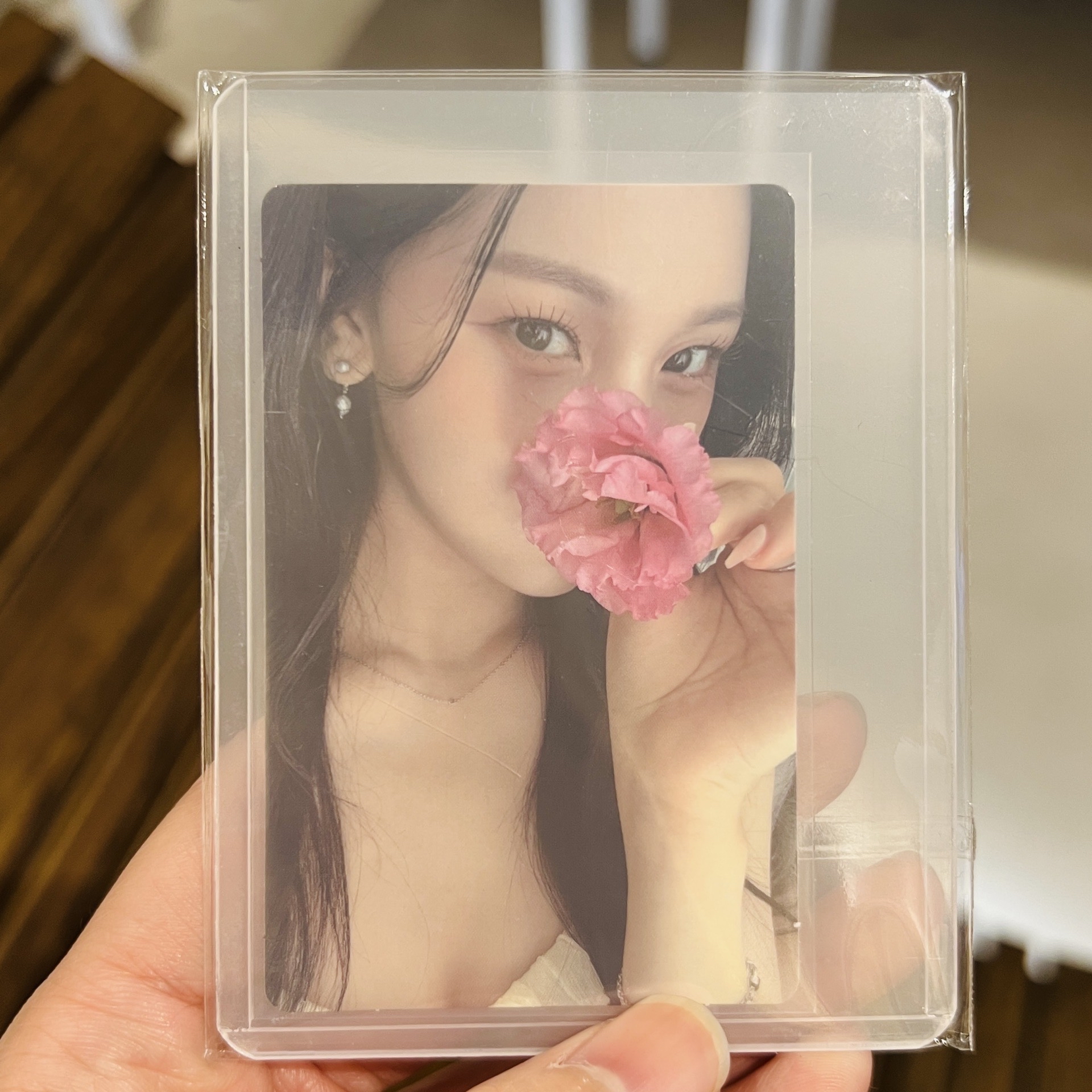 VIVIZ 2025年曆 WM特典卡 UMJI 嚴智