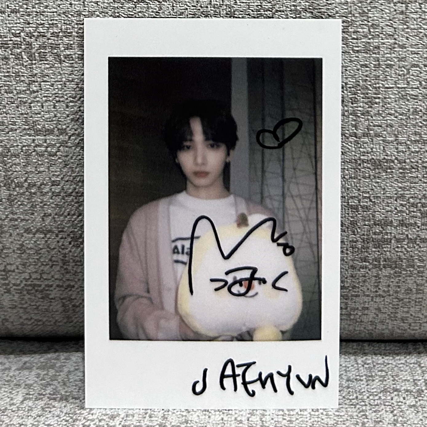 HOW? yzy 青島線下 明宰鉉 復刻水果拍立得