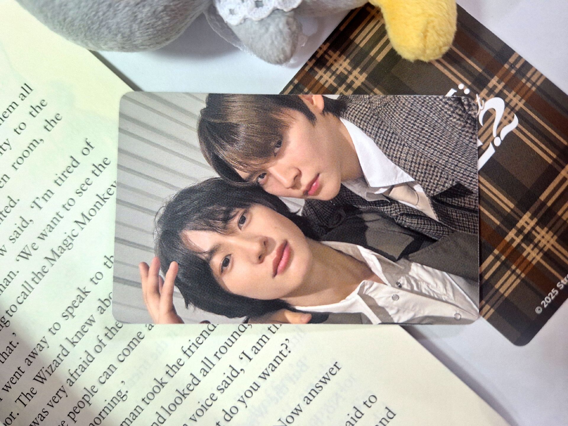  🪨：別搶我的🦕！💅