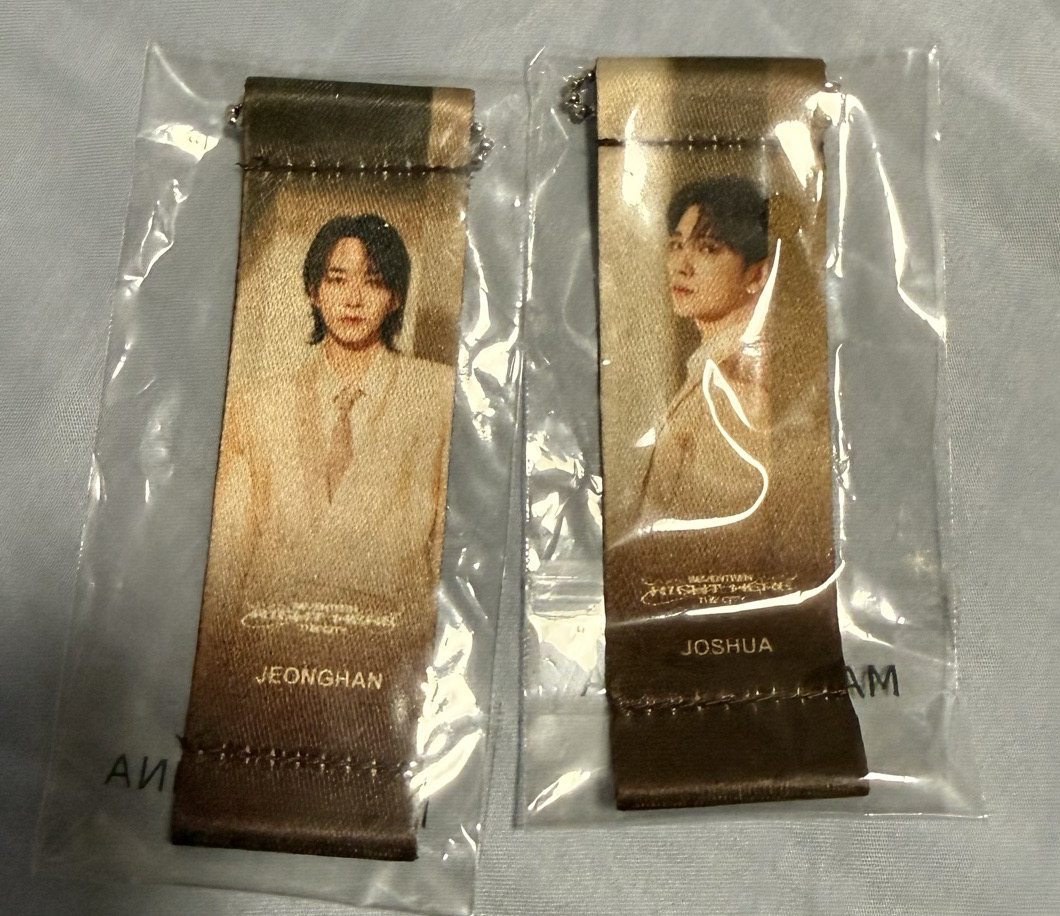 right here 扭蛋旗子 漢秀