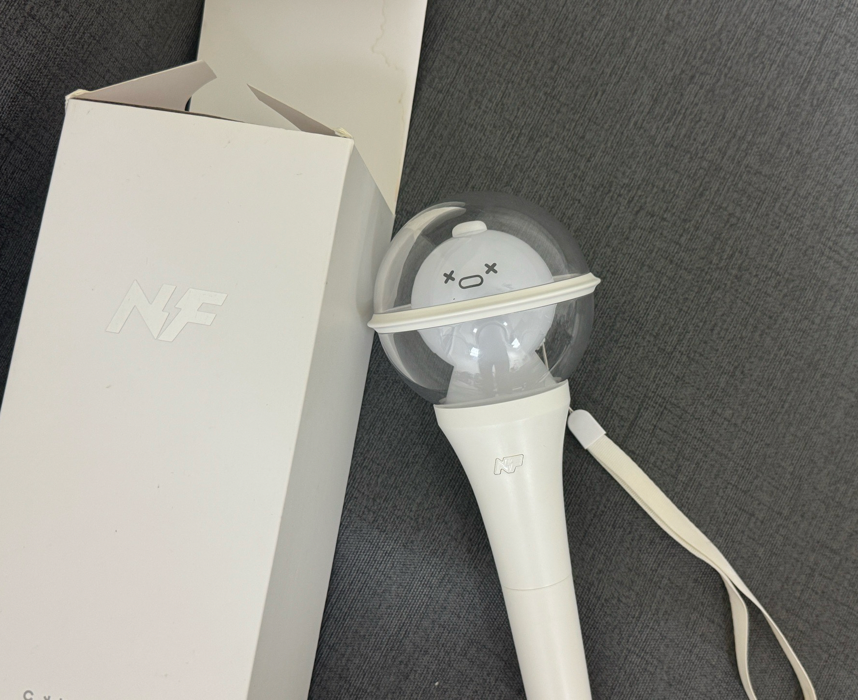 N.flying一代手燈