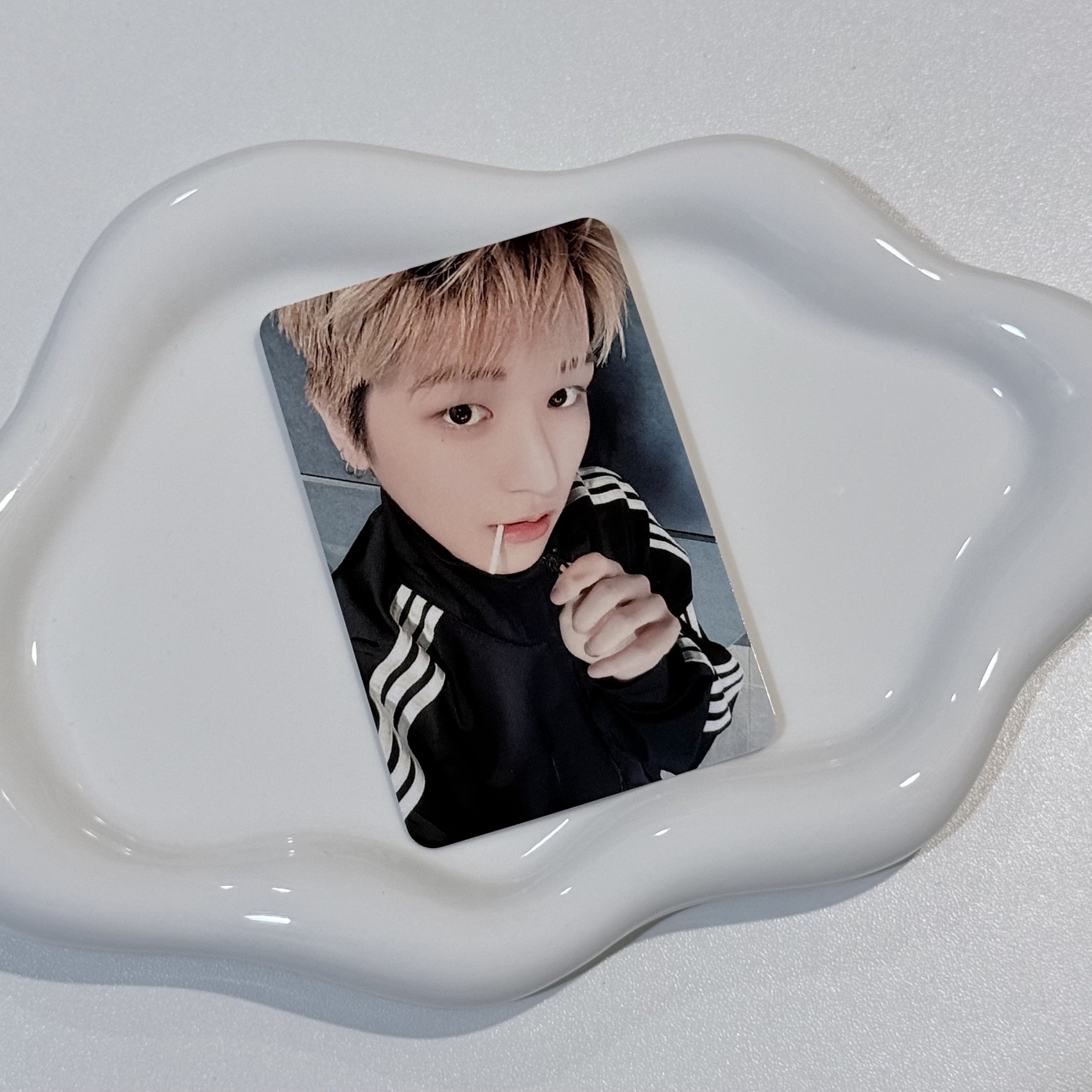 No Genre MUVVE 2.0 2 常赫 RIWOO