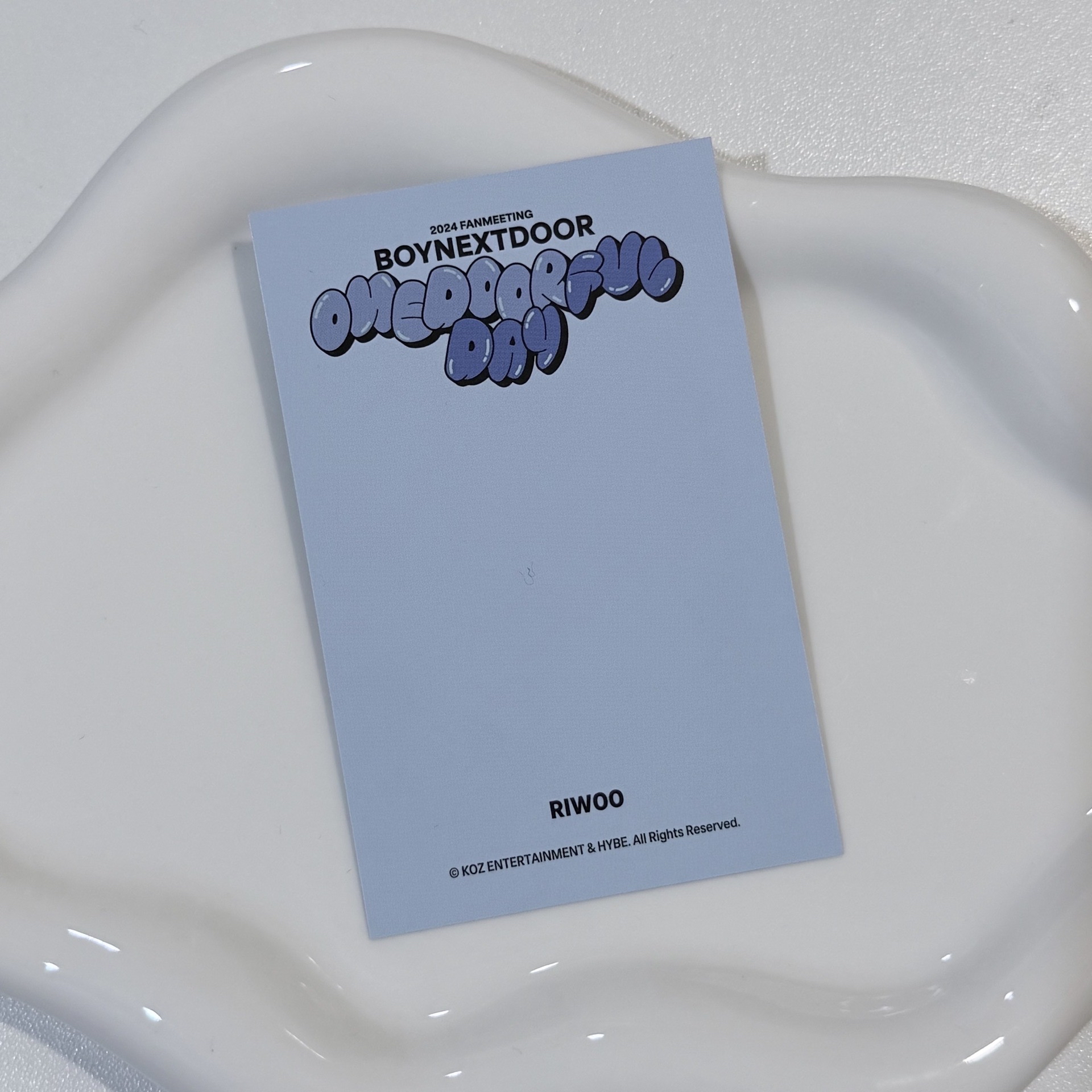 ONEDOORful DAY, 衣服卡 常赫 Riwoo