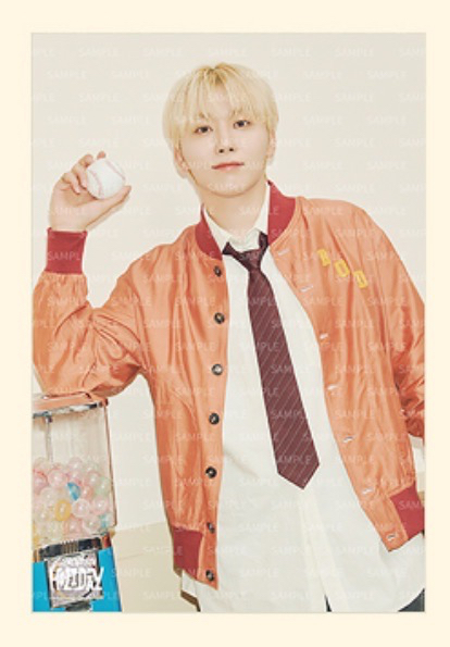 25FM Holiday 勝寛  SEUNGKWAN 布製海報