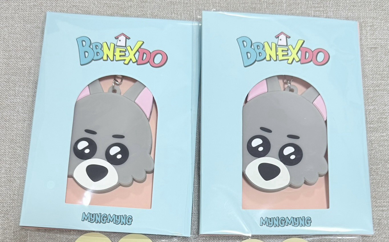 BBNEXDO 聖誕 MYNGMYNG鏡子吊飾