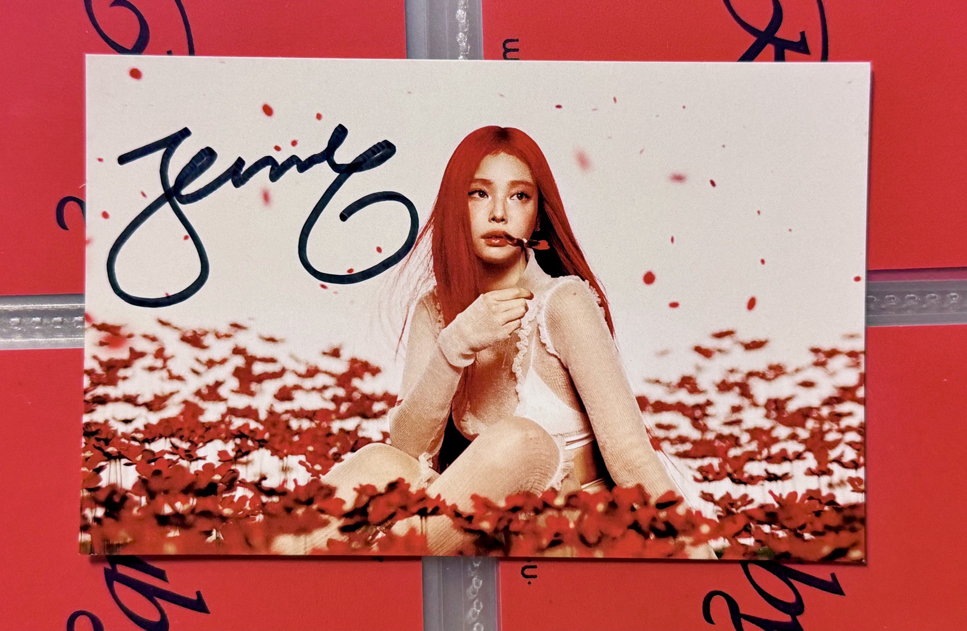 JENNIE美網親簽明信片