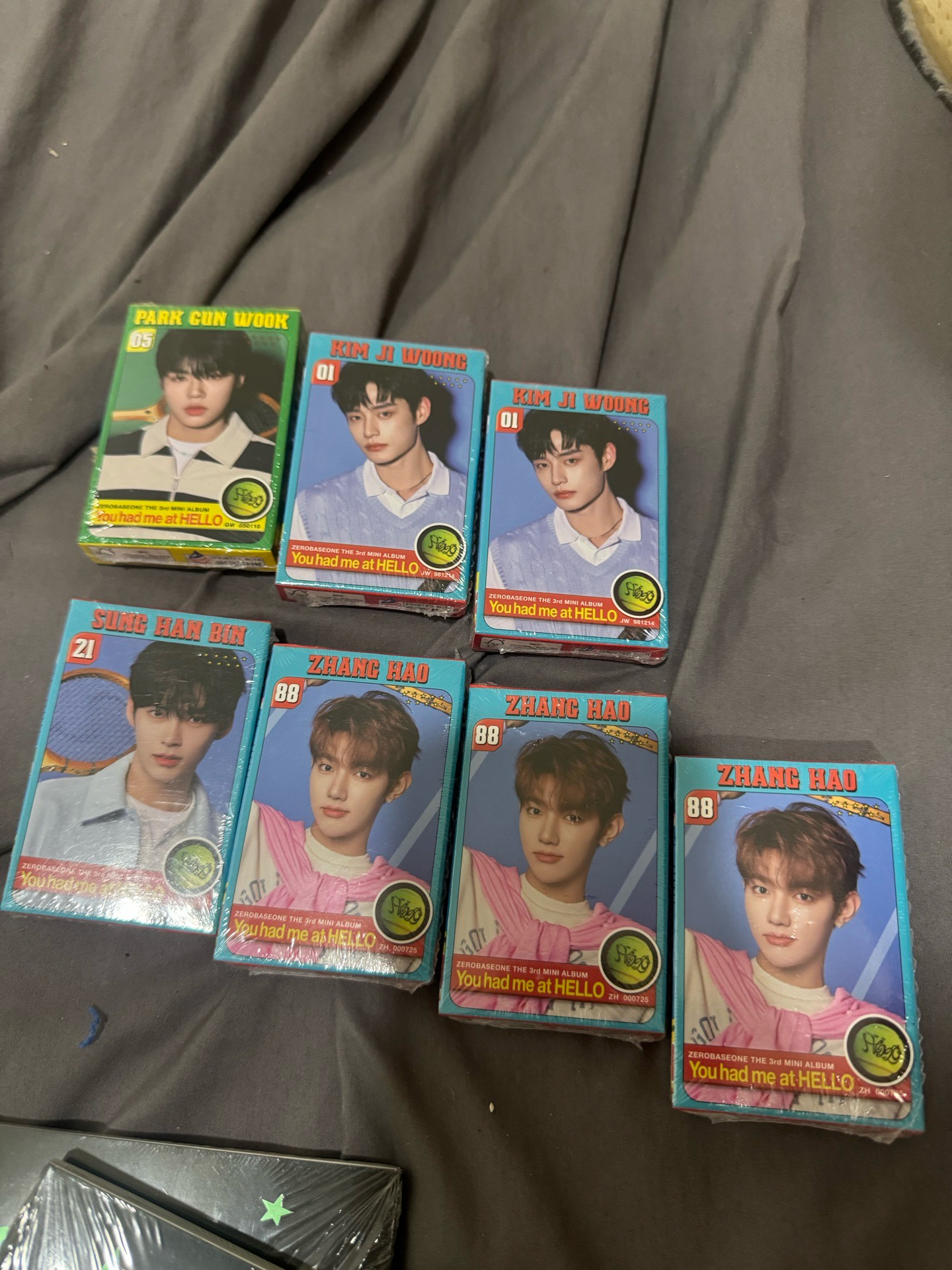 Zerobaseone 未拆電子專