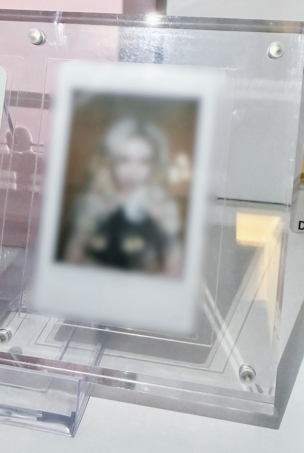 GOLD wm 241019 未公開簽名拍立得