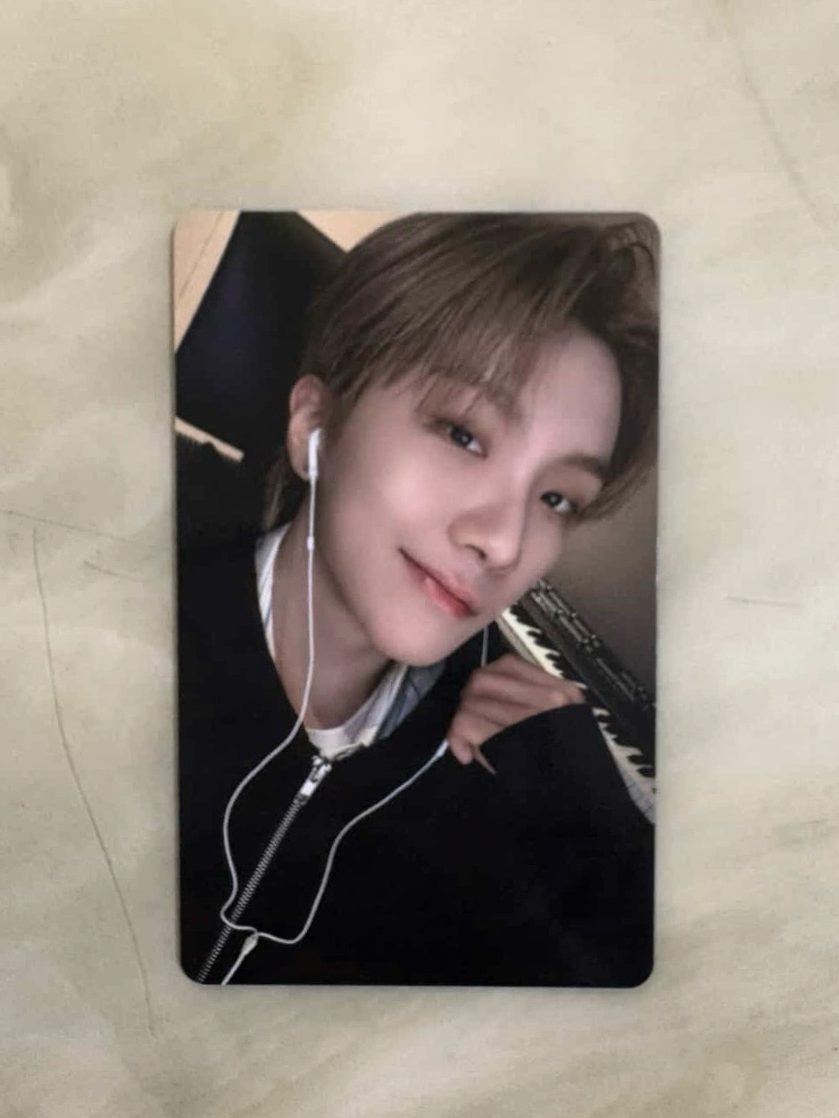 The action wvs 單封特典 雲鶴 常赫 成淏