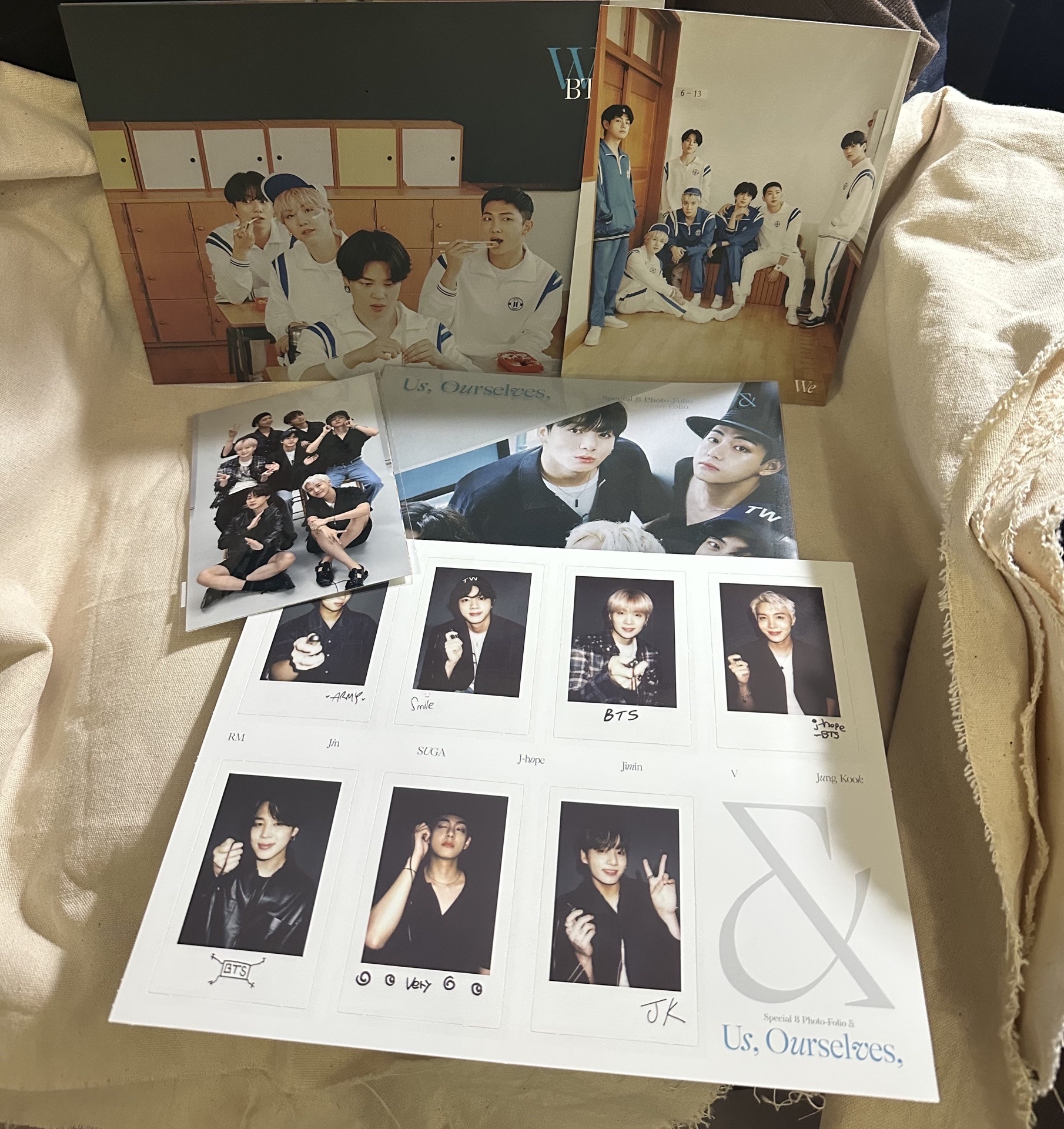 BTS Photo Folio 寫真集 Us, Ourselves團體寫真