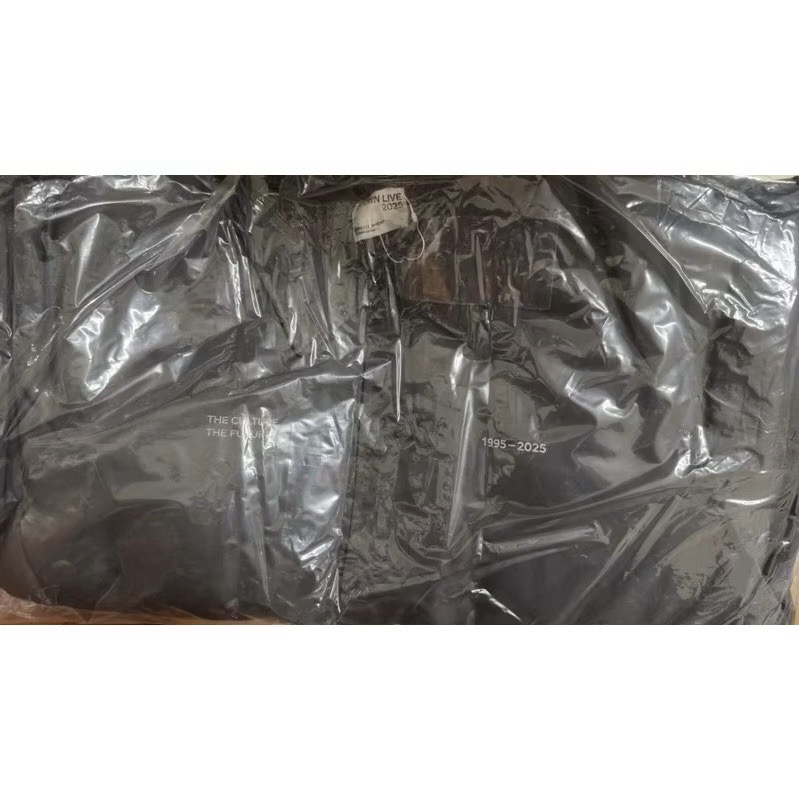 全新現貨 SMTOWN 2025 周邊 外套 ‼️無小卡 未穿 未下水‼️