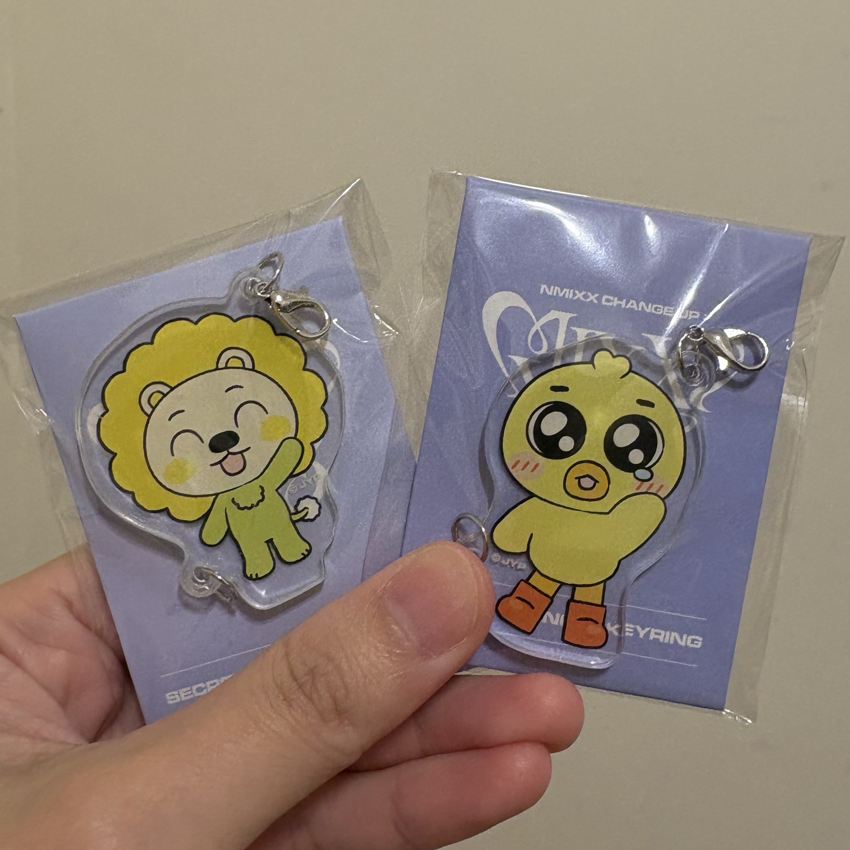 MIXX LAB隨機吊飾