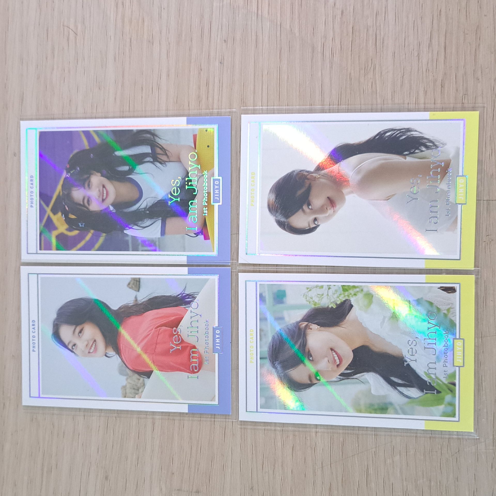 TWICE 志效 寫真閃卡一組