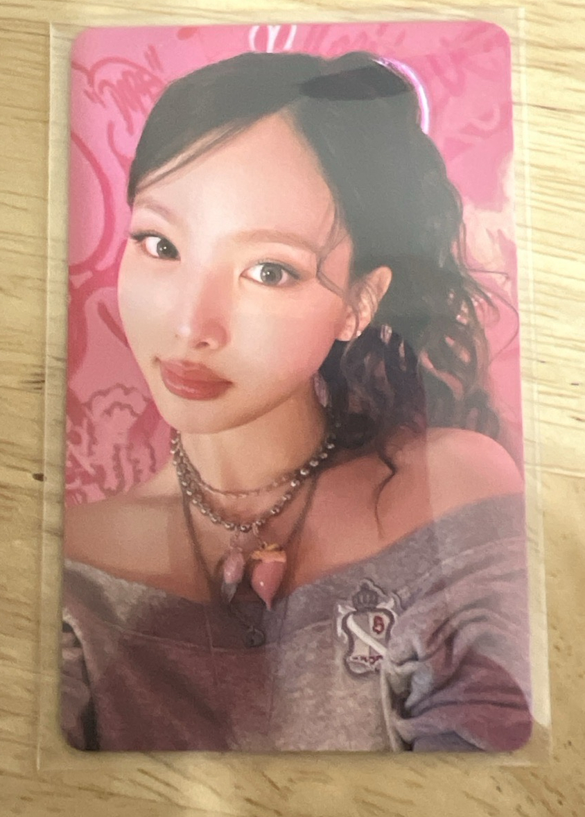 六巡JAPAN滿額卡 NAYEON