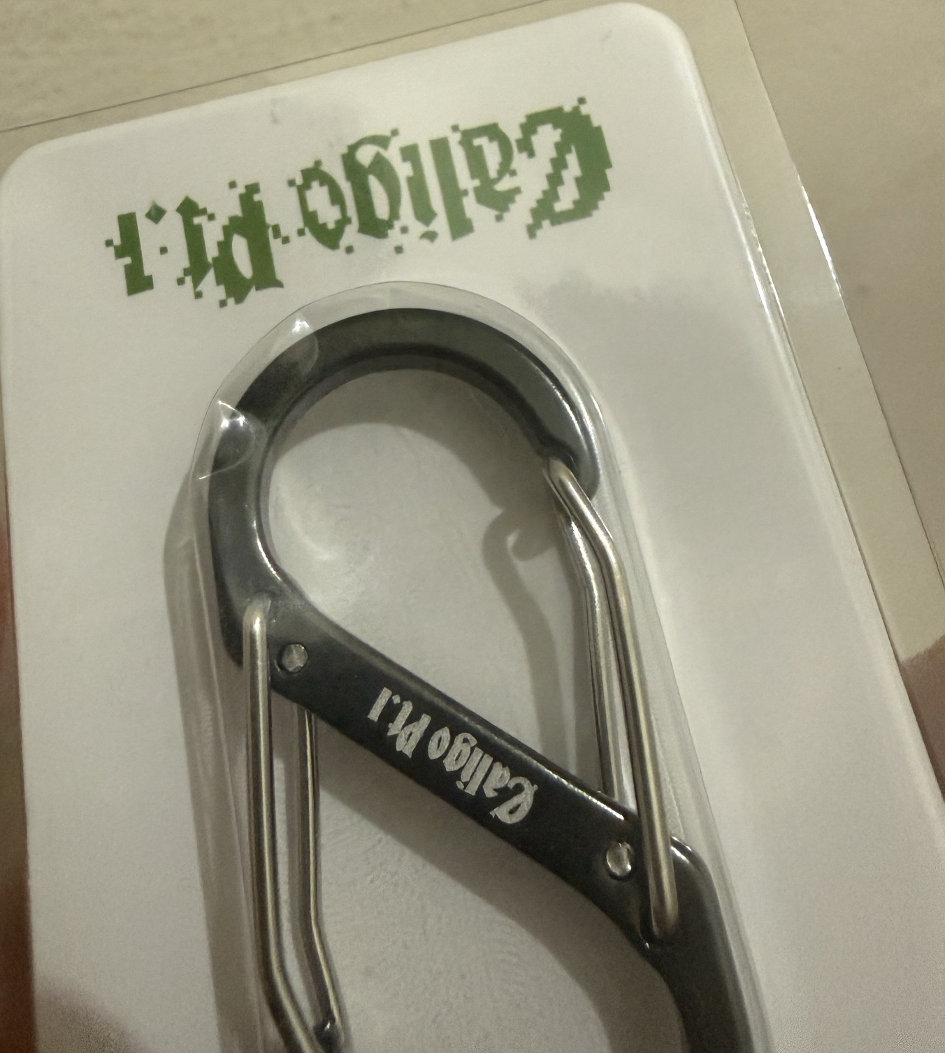 🖤登山扣（黑 殼損）