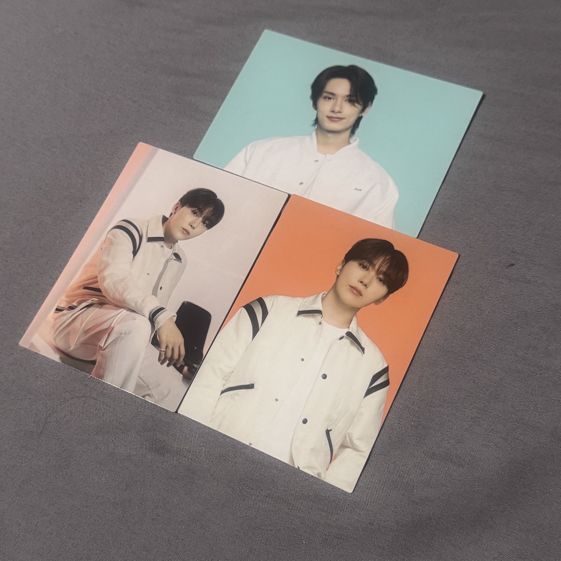 FOLLOW AGAIN TO JAPAN 俊橫板