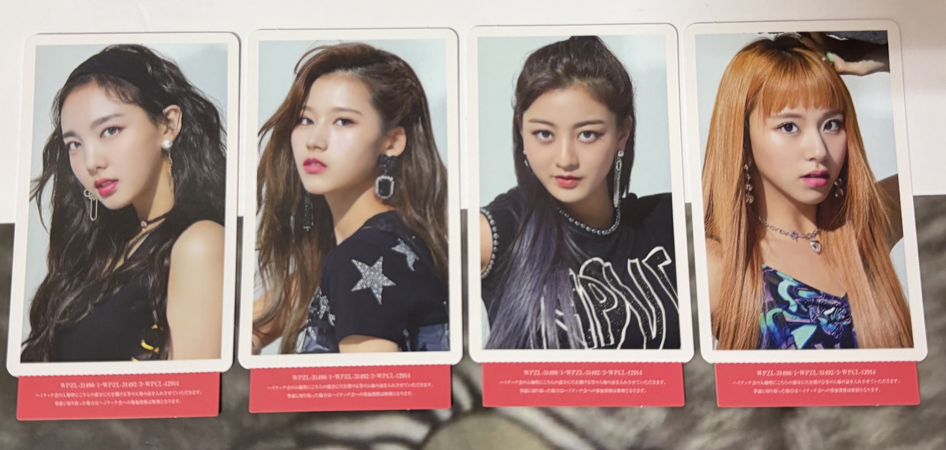 TWICE 日專 BDZ 拍手卡