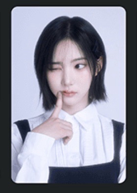 four hearts club明信片jiwoo❗️🈚️證件照+束口袋卡+隨機卡包官拍