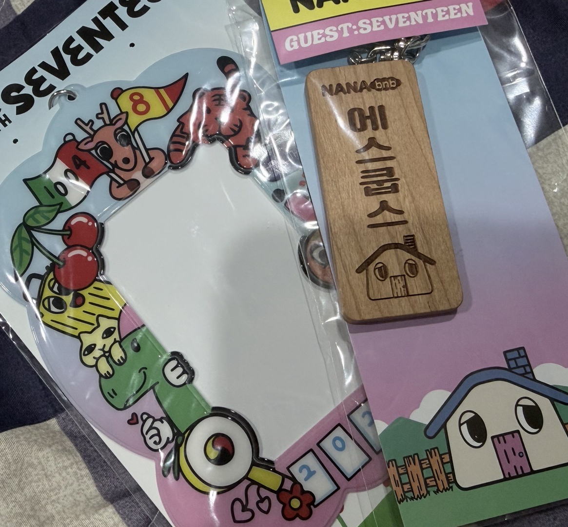 哲吊飾+民宿卡套