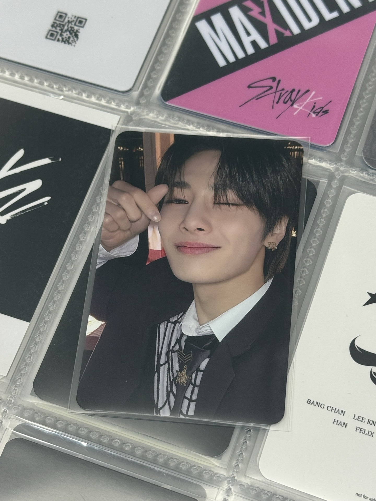 又wink又比心的帥氣男人IN