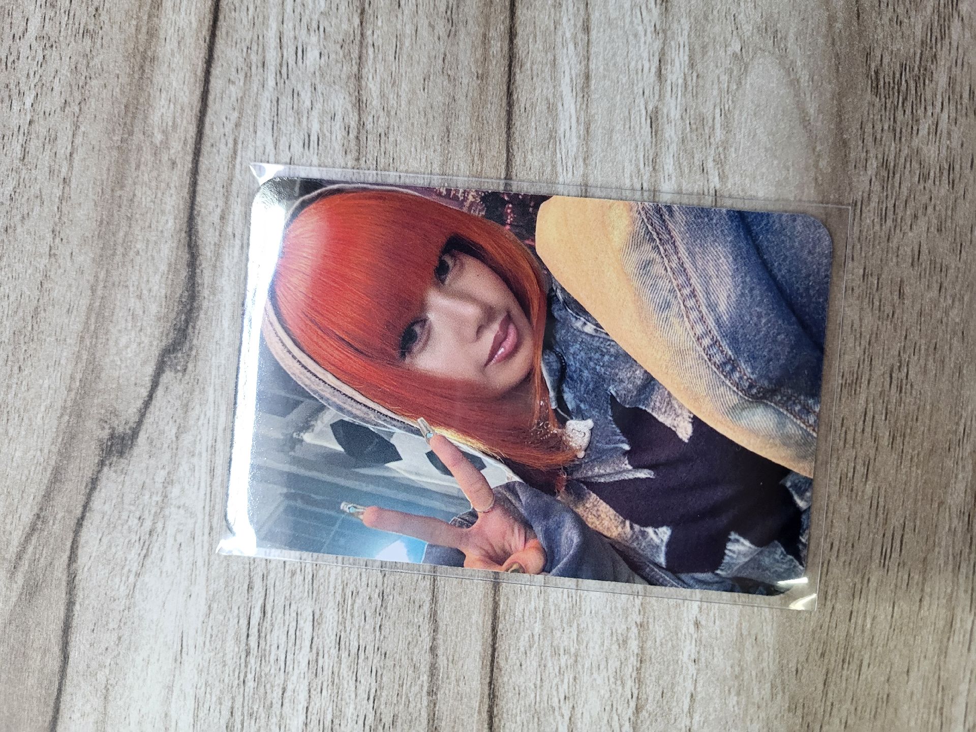 Alterego 專輯卡 lisa