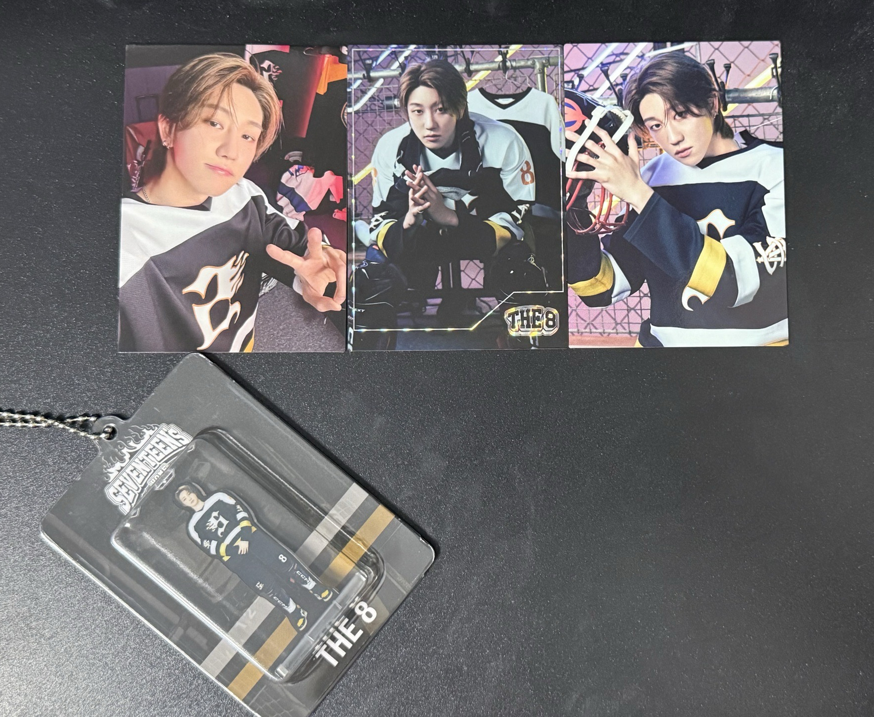 2025Home 八吊飾+隨機卡（43、79、自拍）