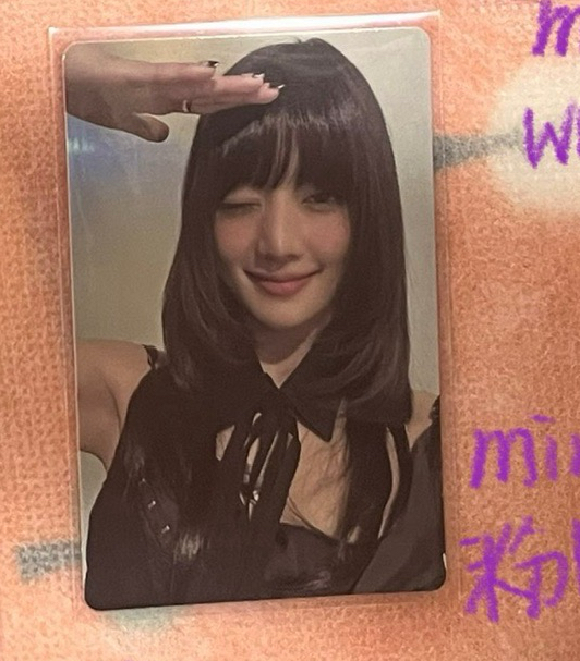 idle-米妮solo1專卡 粉版