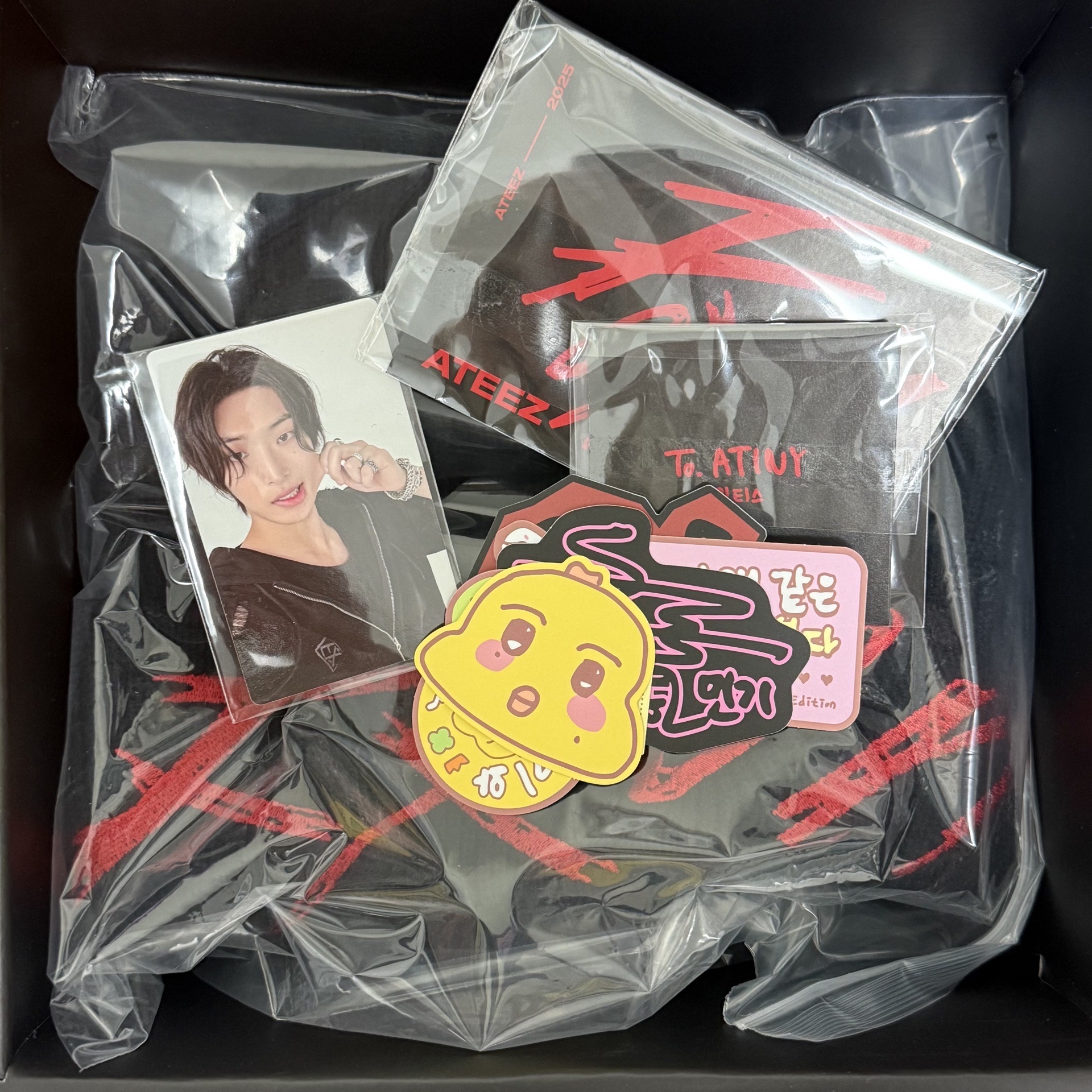 ATEEZ 宋旼琦 生日MD 毛帽+小卡+貼紙等