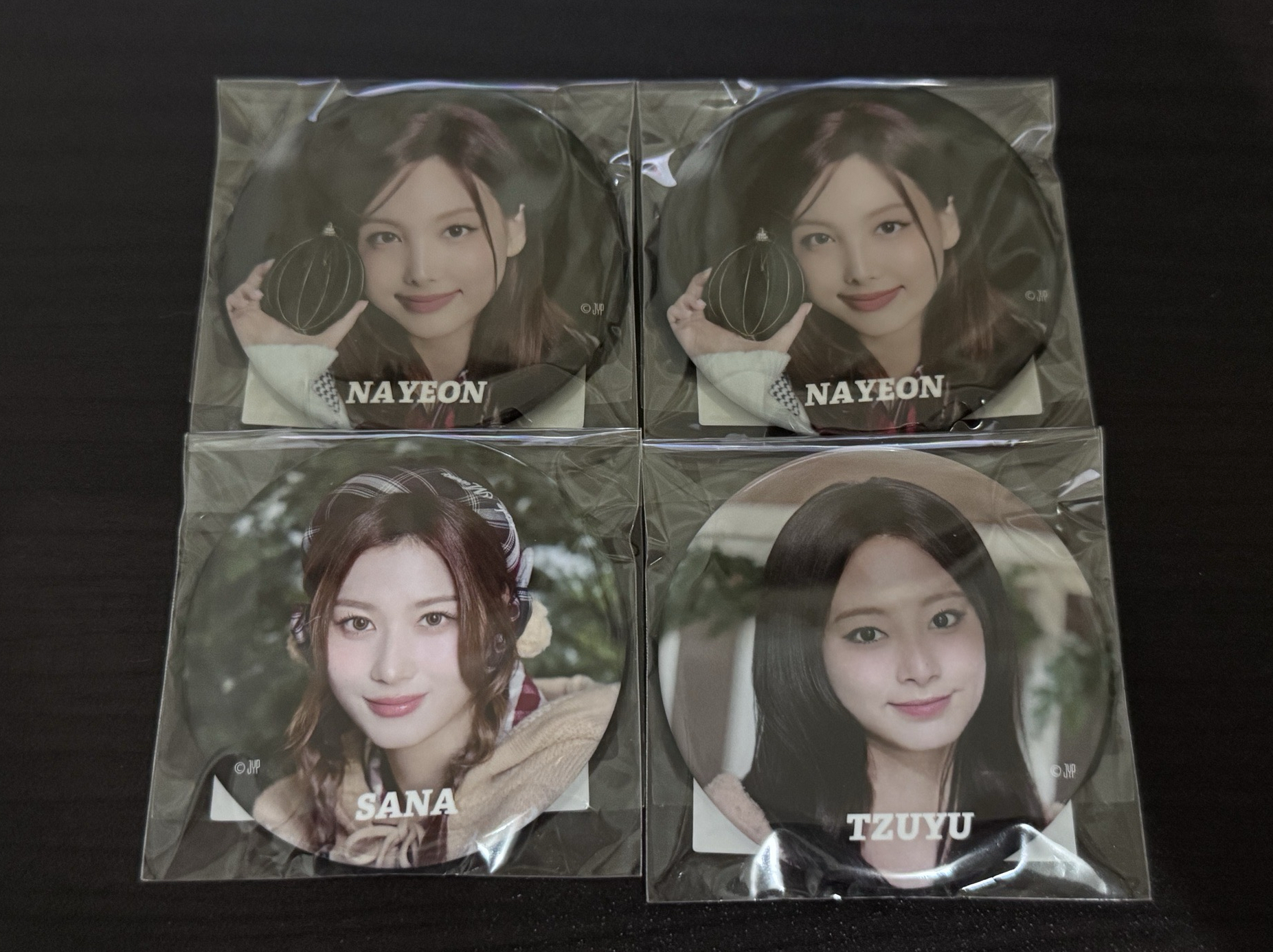 TWICE 2025 JYP Japan 冬日快閃 徽章