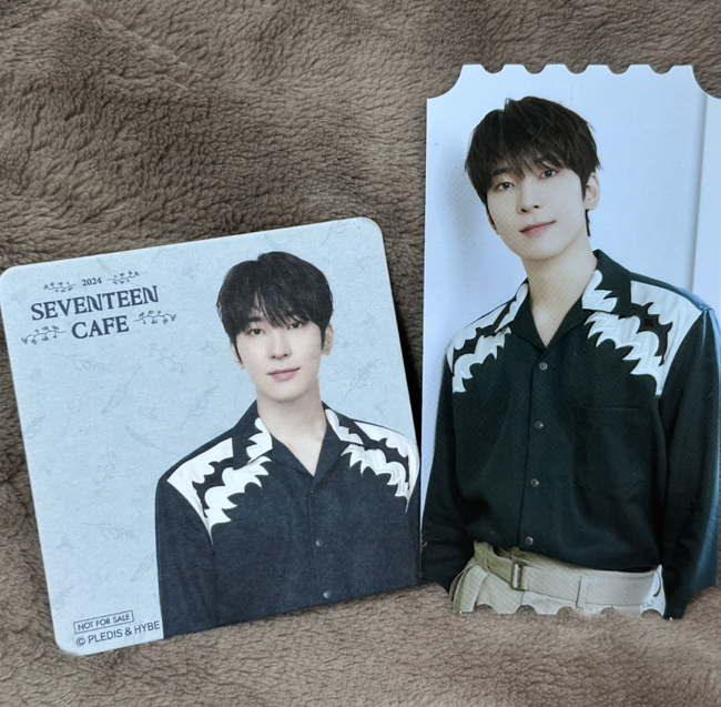 24’cafe MG 圓佑 入場卡+後半杯墊