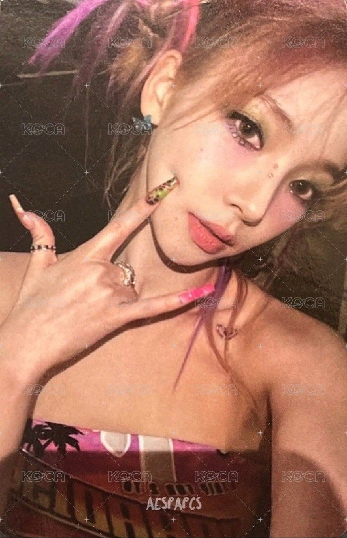 my world粉髮專卡柚 