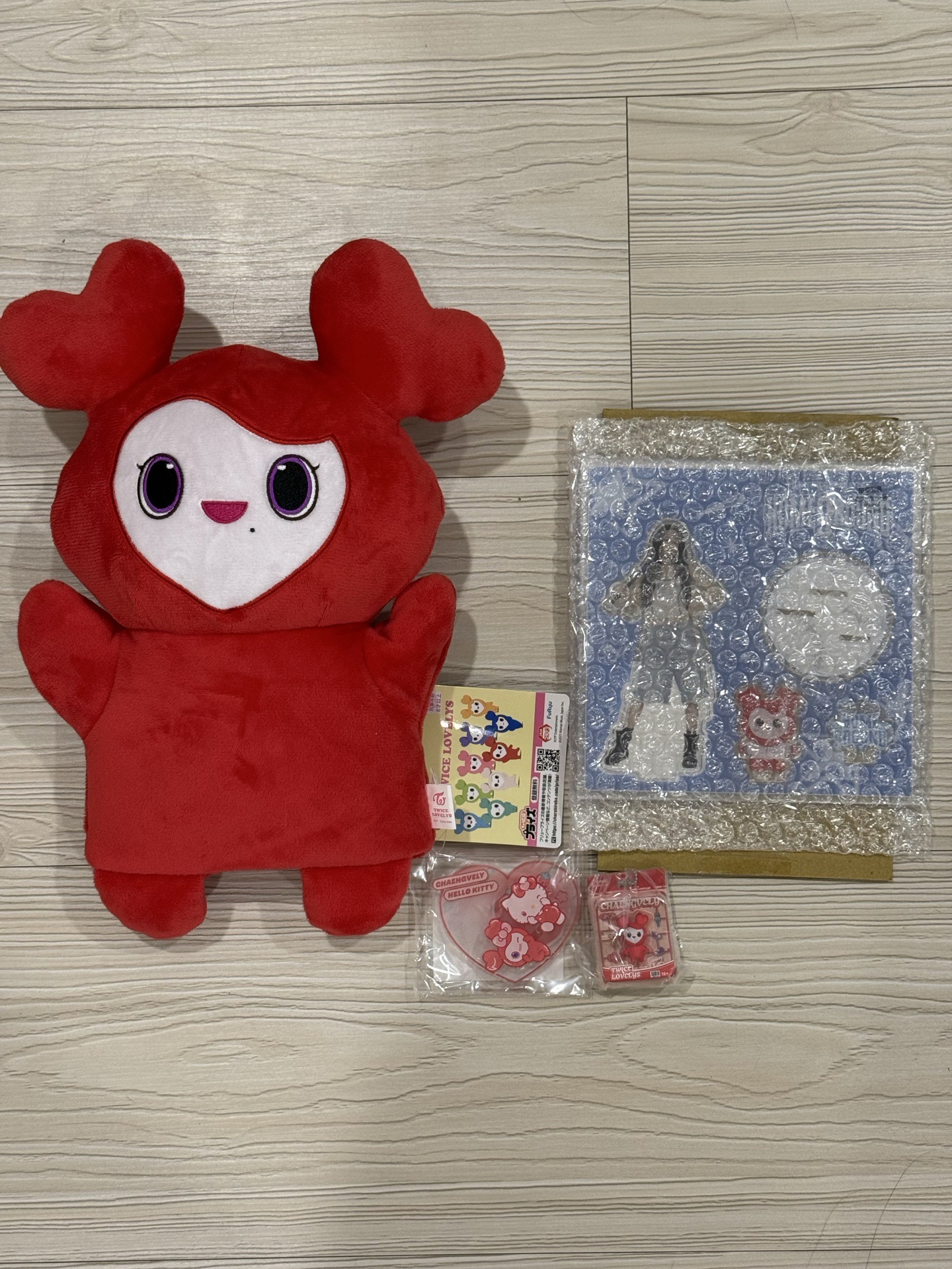 彩瑛盤 GIGO手偶+9週年立牌+三麗鷗立牌+彩瑛模型扭蛋