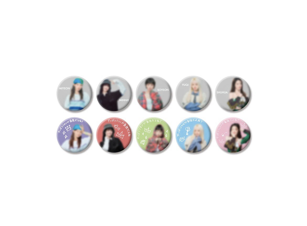 i-dle 2025日巡 未拆卡包 徽章 kcon 2025卡包