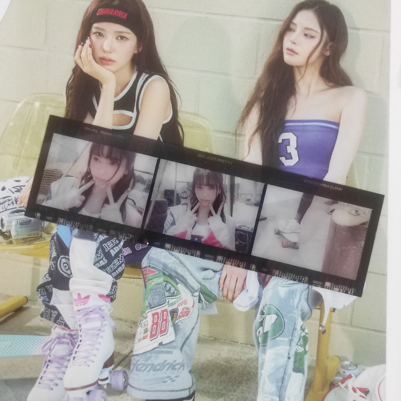 扣 | NJP 海報專 | 三格膠片卡🐾