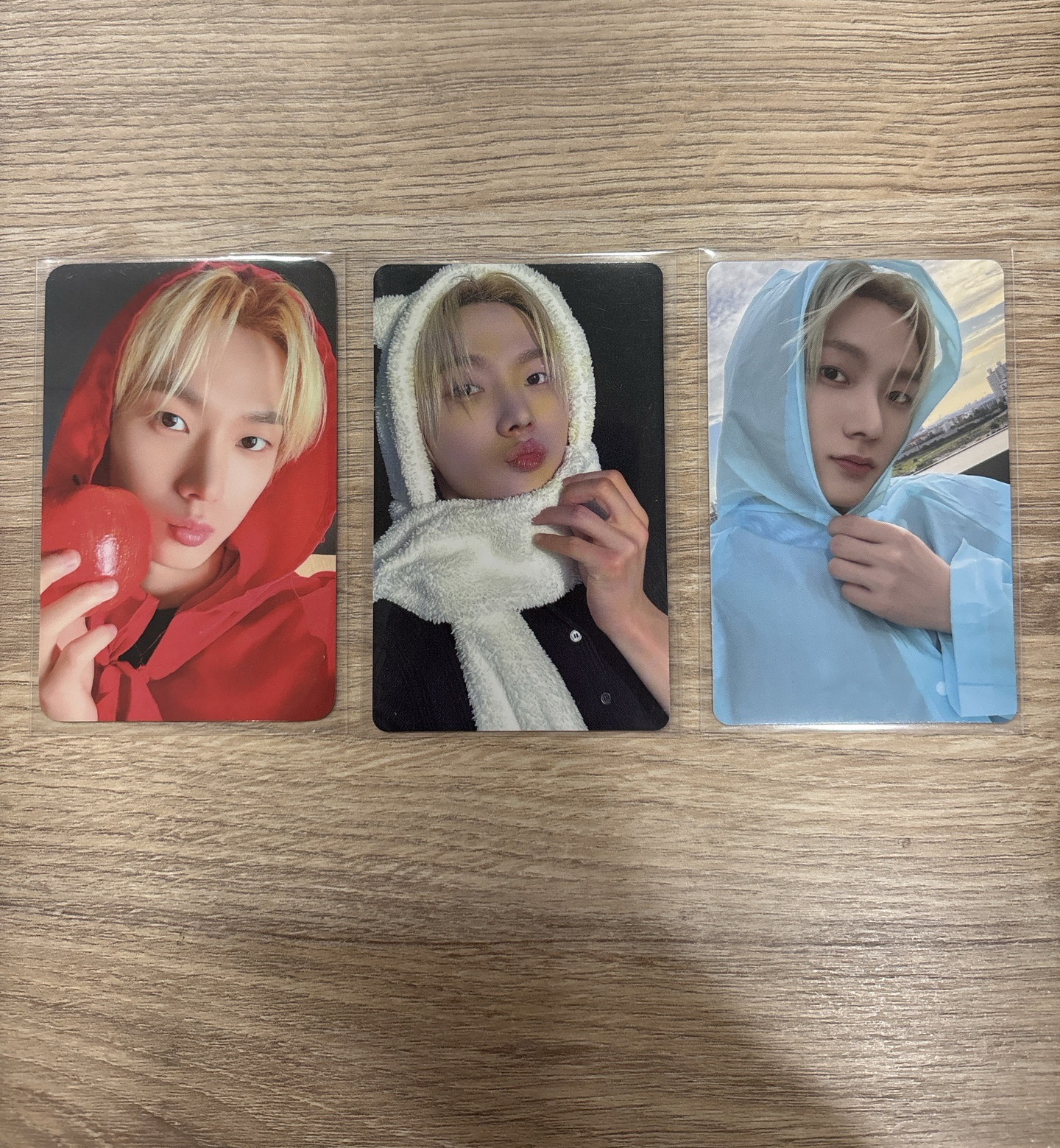 成淏the action特典/小紅帽/雨衣/圍巾