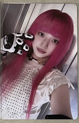 NOT CUTE ANYMORE 專輯卡 WVS B ver.