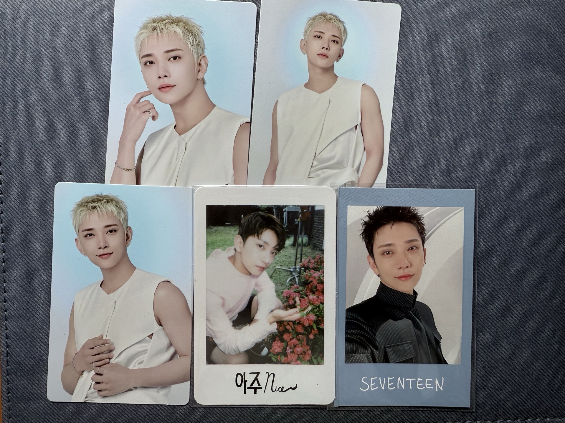 橫跨10年青春的知秀小盤-NEW日巡拍立得、仁川場卡包卡、正規一後續專卡