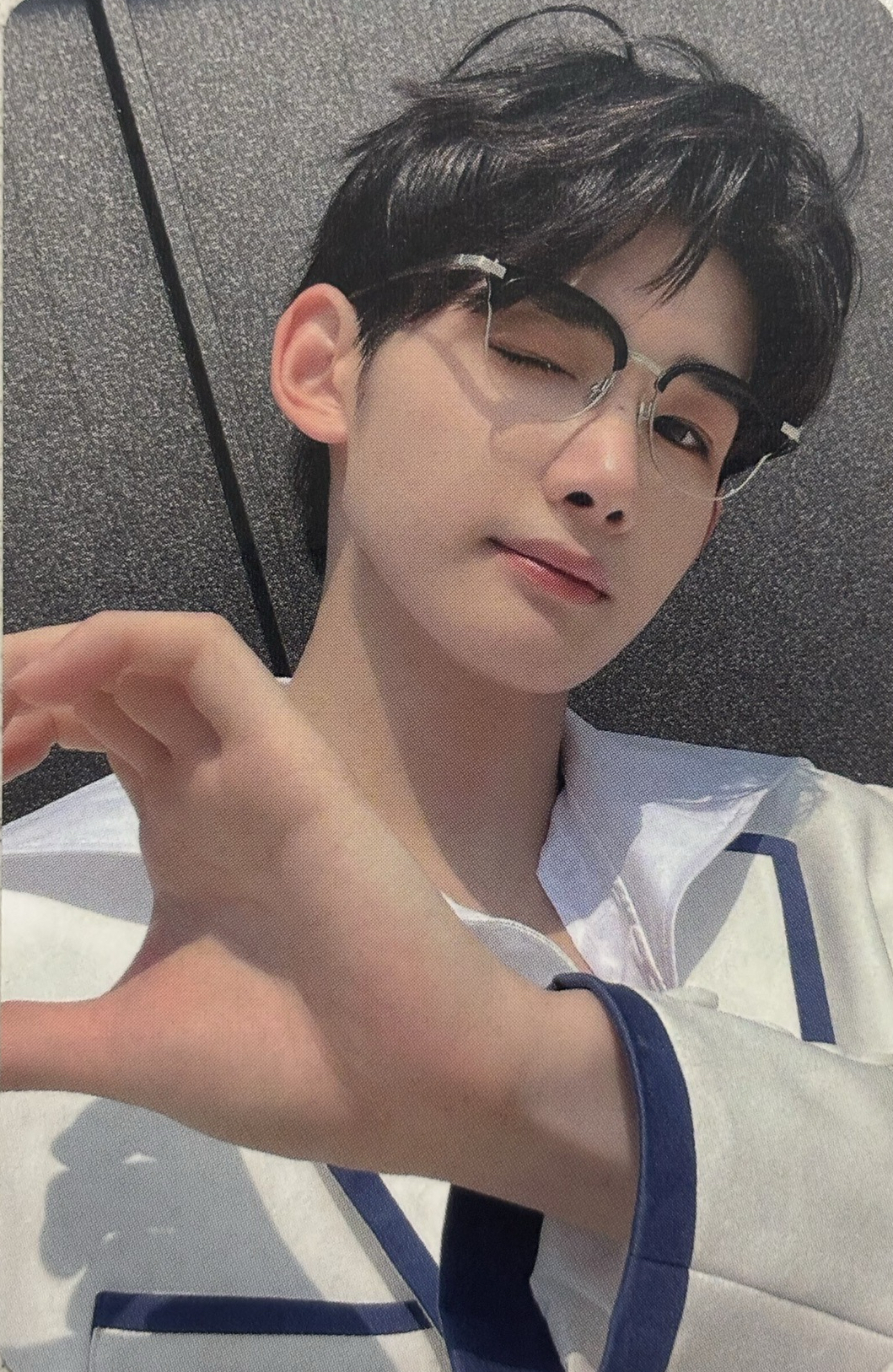 半個愛心（右邊）