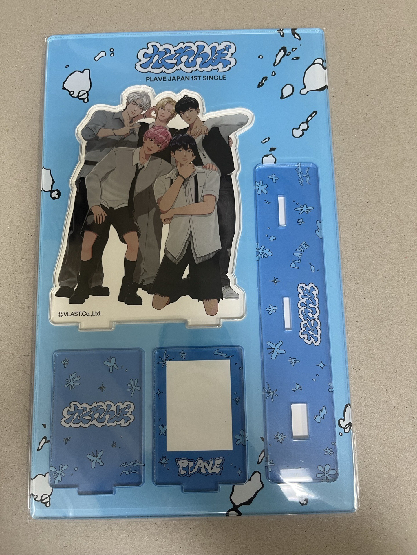 Plave 日專特典立牌