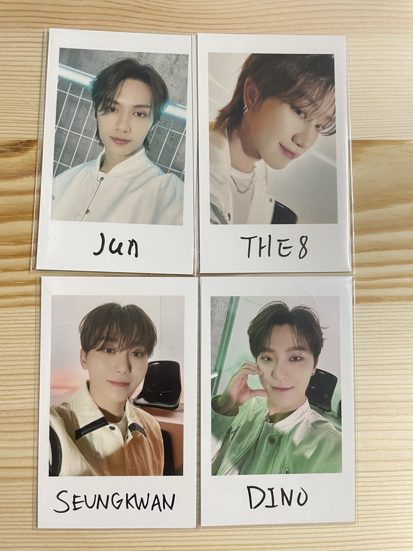 FOLLOW AGAIN 日巡拍立得