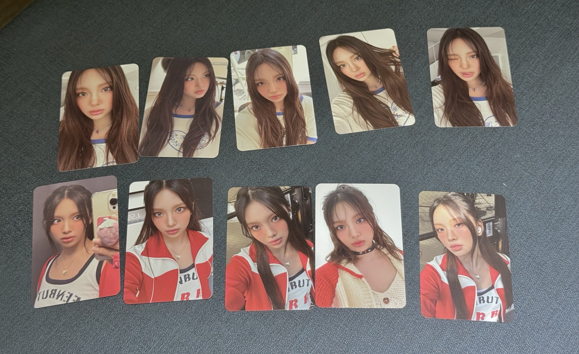 Hyein 24年曆卡一套+證件照