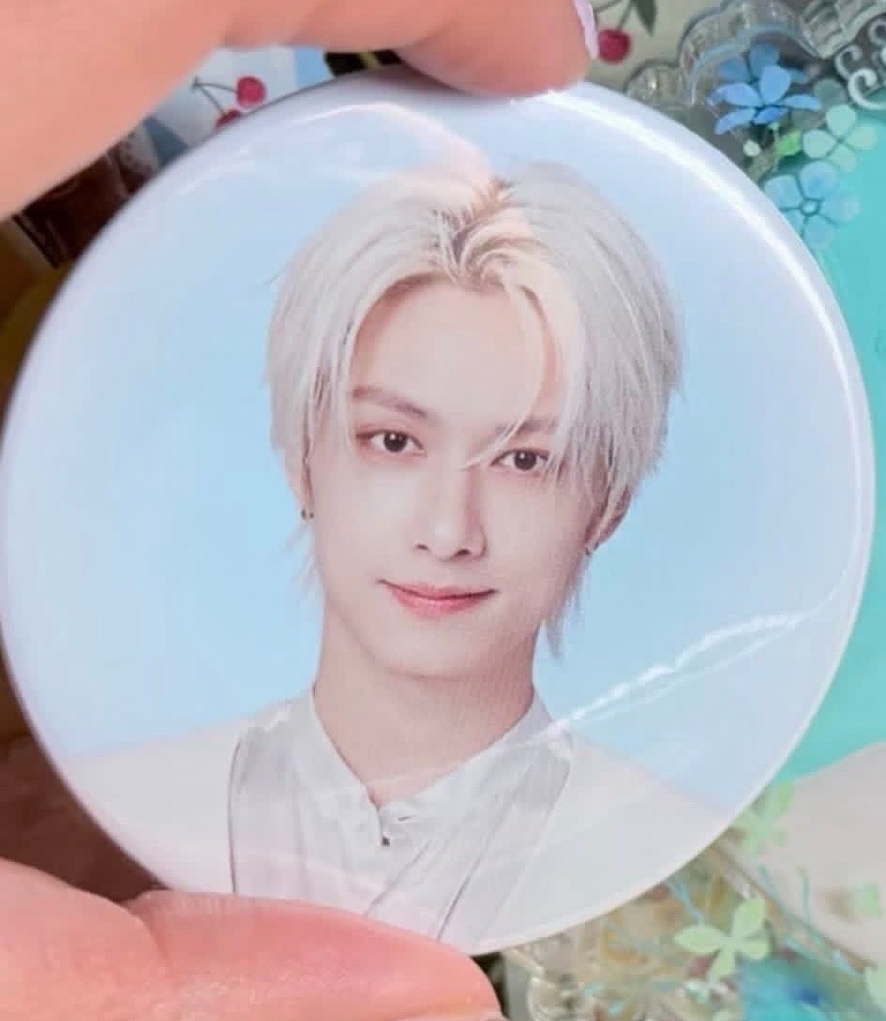 HOME徽章+日巡俊徽章