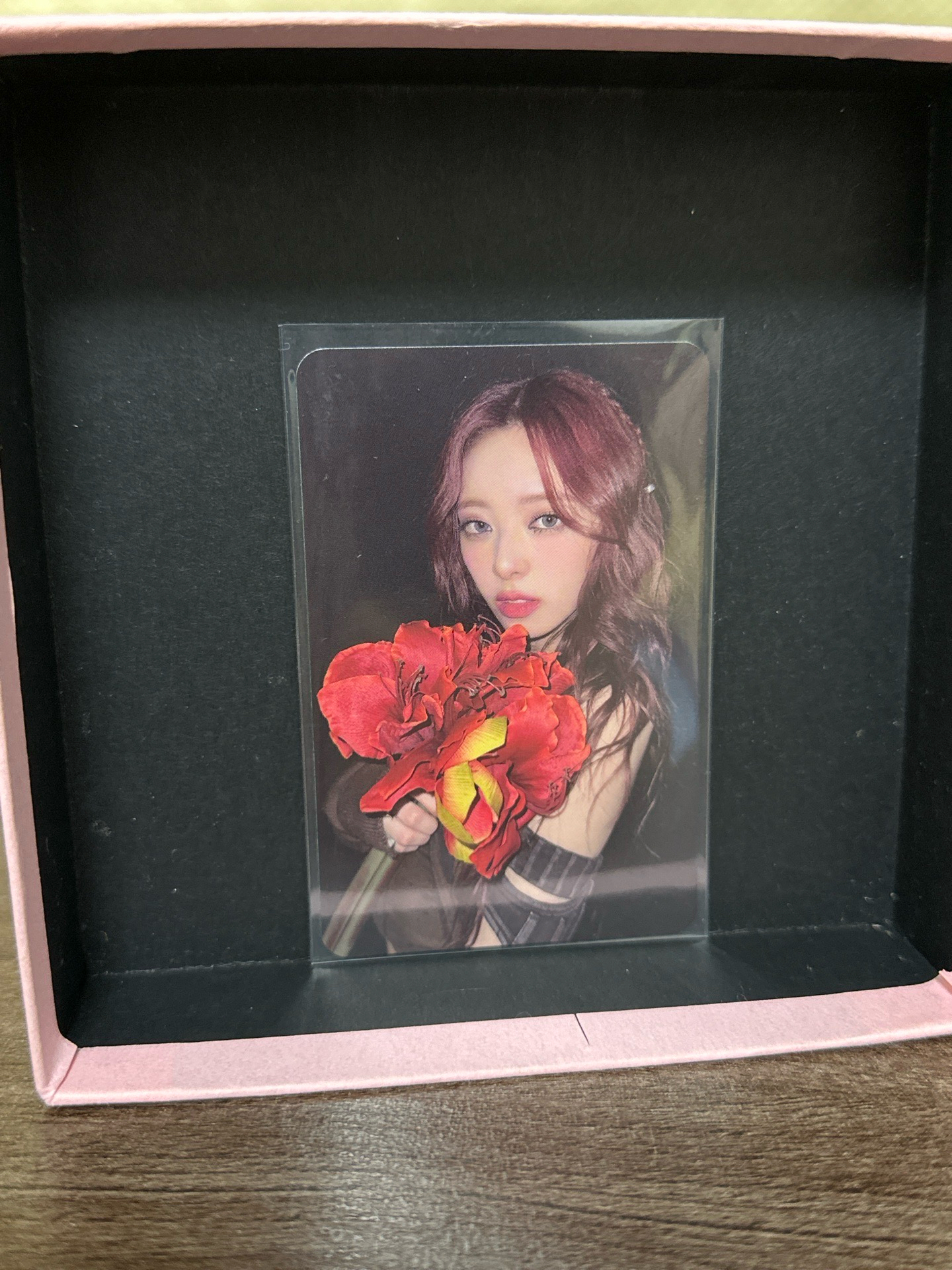 BORN TO BE 專輯卡