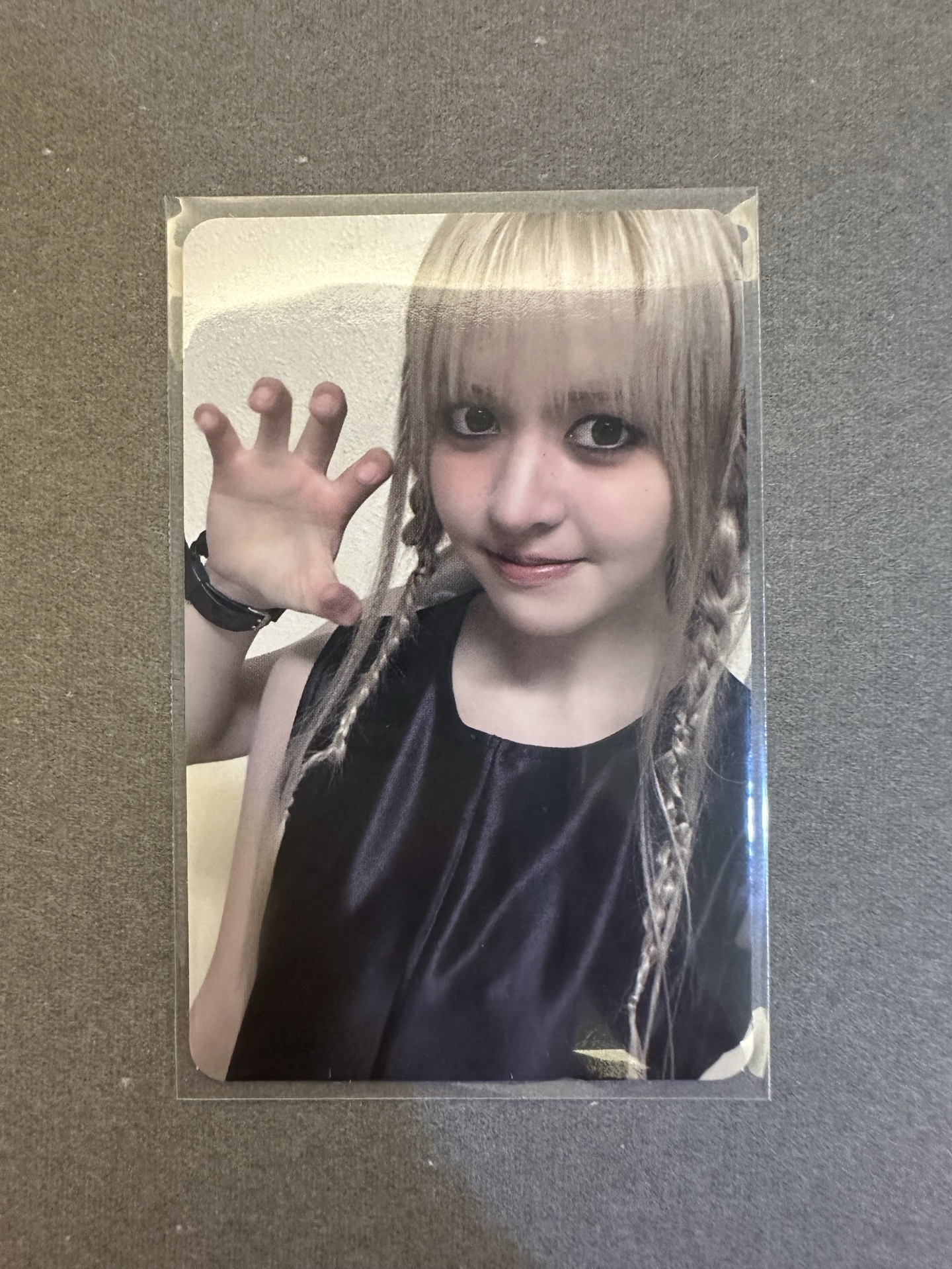 stick out 莉🖐️