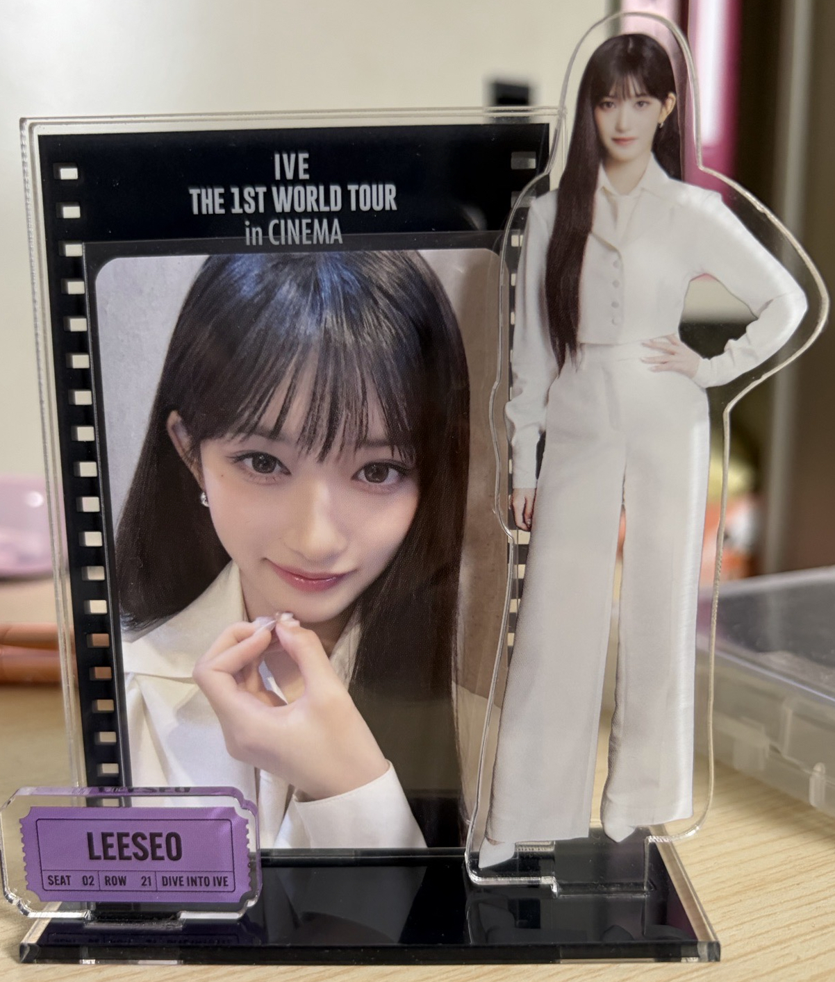 IVE 李瑞 電影立牌（含卡/無原包裝）