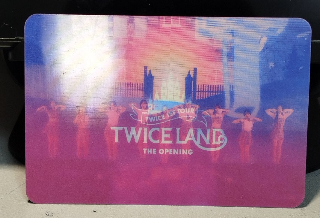 TWICE安可場團卡