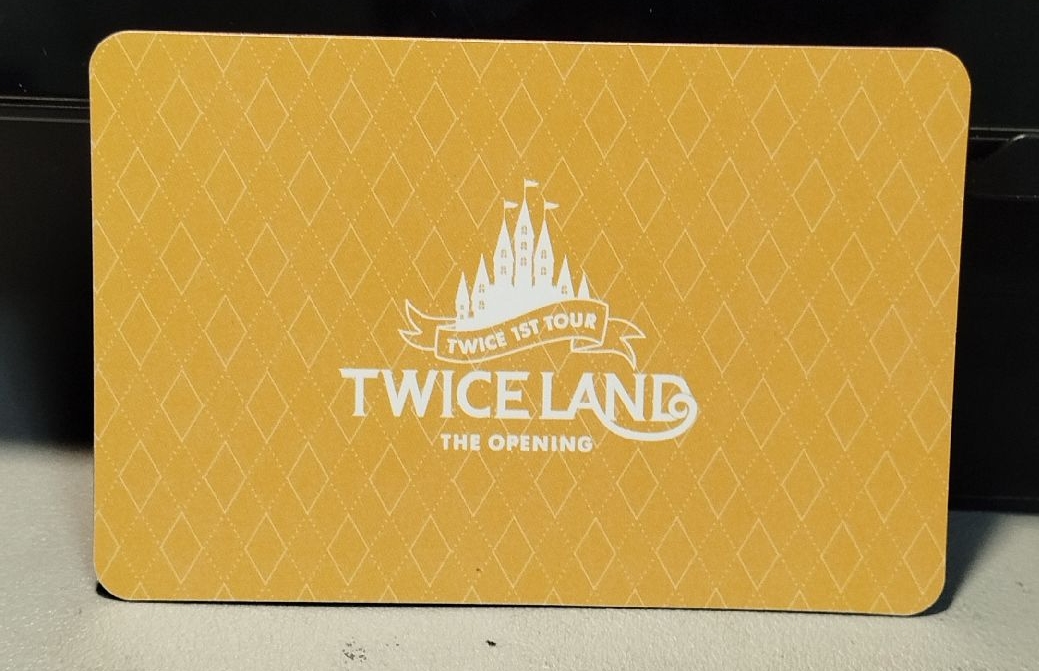 TWICE安可場團卡