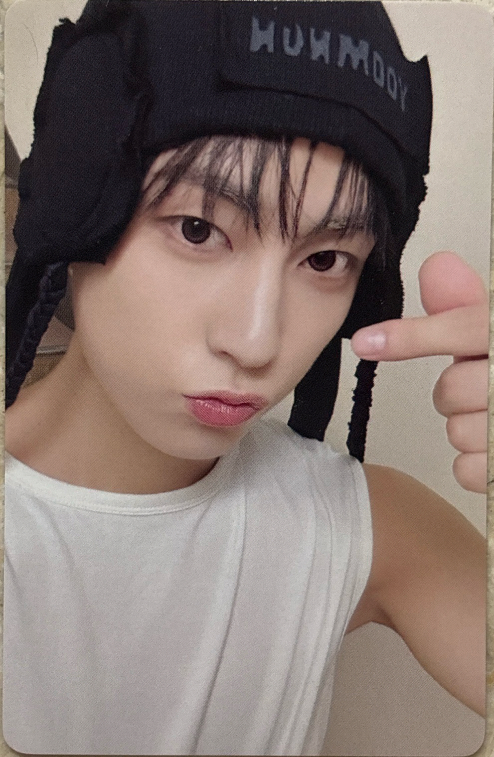 😚🫰🏻（跟K同系列同一動作）