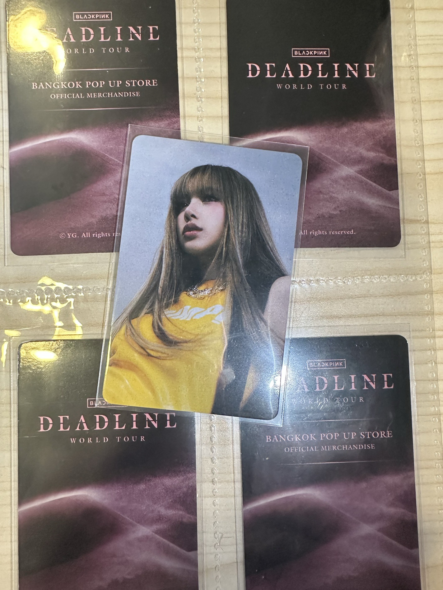 亞巡快閃滿額 Lisa 