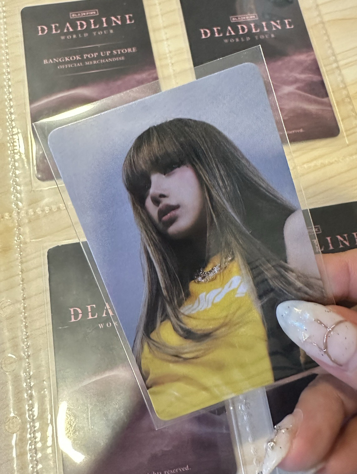 亞巡快閃滿額 Lisa 